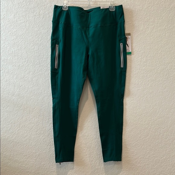 Mondetta Cold Gear Legging - Picture 6 of 10